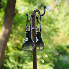 Ersatzteile und Zubehör für Lichterketten – Ersatzbirnen und Zubehörteile für dekorative Außenbeleuchtung im Garten.