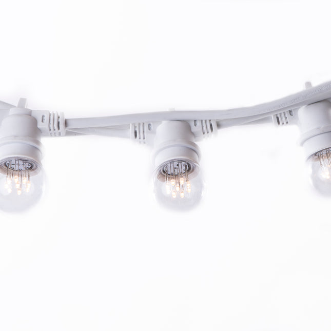 Lichterkette 5M mit 10 Lampen mit 9 LEDs, E27 1W, Dimmbar, Weißes Kabel, Warm Licht, Verbindbar 1000M, für Außen