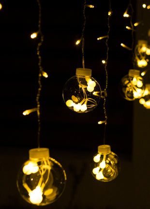 Dekorative Lichtervorhang 2,5M mit 12 Globen, 108 LEDs, Durchsichtig Kabel, Warm Licht, Verbindbar 12,5M für Außen