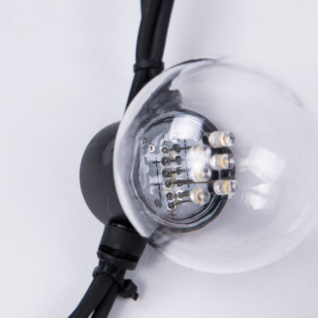 Lichterkette 10M mit 20 Speziellen Lampen-LEDs, Weißes Kabel, Warm Licht, Verbindbar 1000M, für Außen