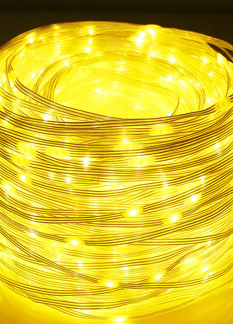 Dekorative Lichtschlauch 10M mit 100 LEDs, Strombetrieben, Warm Licht, für Außen