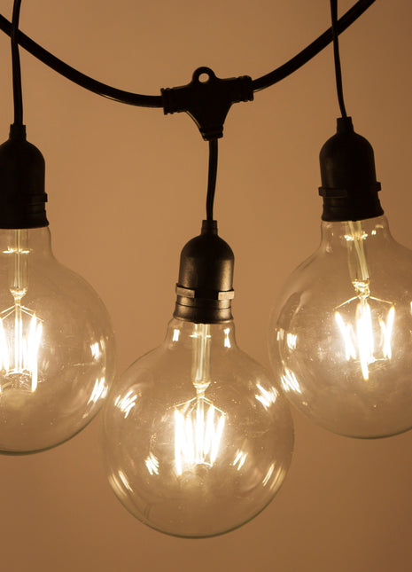 Schwarzes Lichterkette mit Pendel 10M mit 20 Große LED-Lampen G125, E27, 4W, Kunststoff, Dimmbar, Verbindbar 250M, für Außen