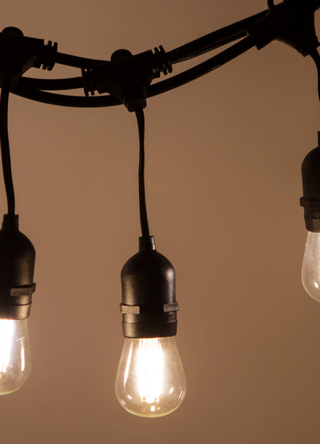 Lichterkette 10M mit Pendel mit 20 Birnen-LEDs, E27, 4W, Schwarzes Kabel, Verbindbar 120M, für Außen