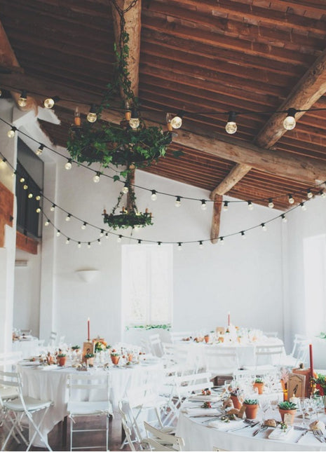 Lichterkette zu vermieten 10M mit 20 Klar Glühlampen-LEDs, Schwarzes Kabel, Warm Licht, Verbindbar 50M, für Außen