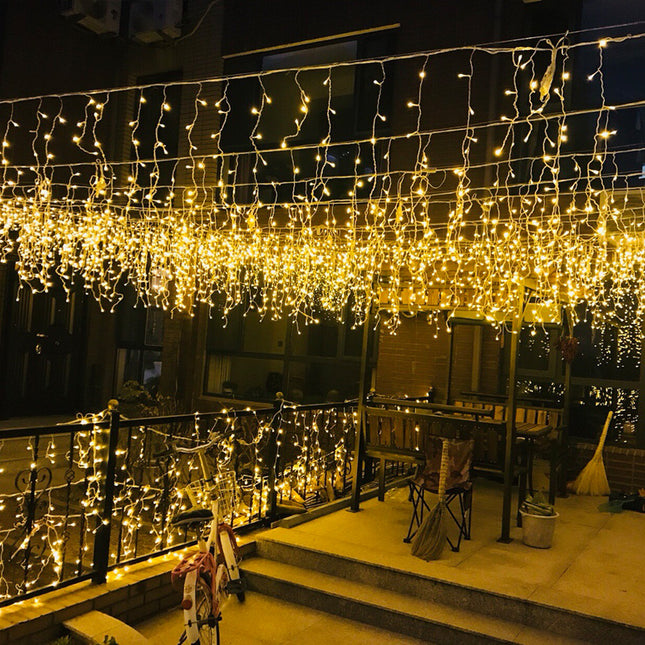 Lichtervorhang 3M × 1M mit 150 Premium-LEDs, Durchsichtig Kabel, Warm Licht, Verbindbar 15M, für Außen