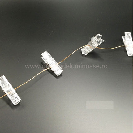 Silberdraht Lichterkette 5M mit 50 Mini-LEDs, 10 Haken und Batteriebetrieb