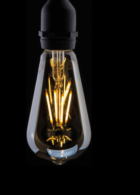 ST64 LED Filament Lampe E27 4W in Außenlichterkette mit warmweißem Licht