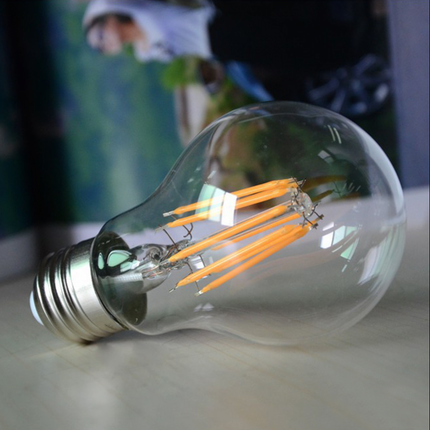 Leuchtmittel mit 8 LEDs Filament A60, E27, 8W, Glas, Warm Licht, für Außen