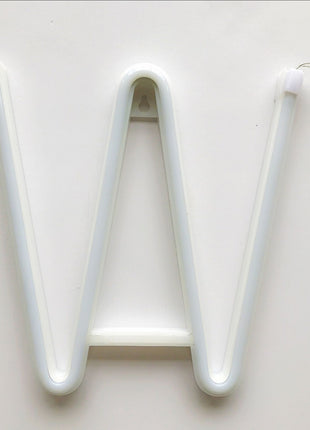 Beleuchtete Buchstaben Alphabet LED Neon, Kunststoff, mit Batterien und USB