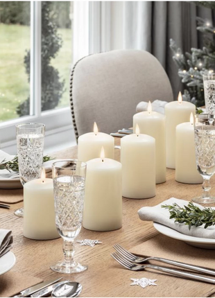 LED Kerze 7,5 x 11 cm, Realistische Flamme mit Batterien und Fernbedienung