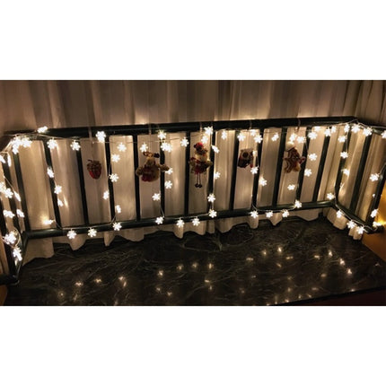 Dekorative Lichterkette 20M mit 200 Schneeflocken-LEDs, Warm Licht, Verbindbar 80M, Für Außen