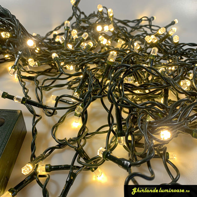 Eisregen Lichtervorhang 5,5M x 0,6M/ 0,8M/ 1M mit 360 LEDs, Dunkelgrün Kabel, 8 Programmen, Warm Licht, Verbindbar 22M, für Außen