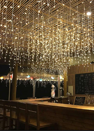 Lichtervorhang 3M × 1M mit 300 LEDs, Weißes Kabel, Warm Licht, Verbindbar 15M, für Außen