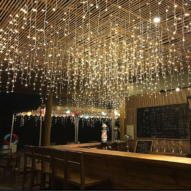 Lichtervorhang 3M × 1M mit 300 LEDs, Weißes Kabel, Warm Licht, Verbindbar 15M, für Außen