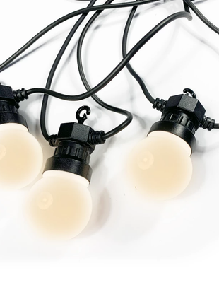 Solar Lichterkette mit USB, 10M mit 10 Matt Weiß LED-Lampen, Schwarzes Kabel, Warm Licht, für Außen