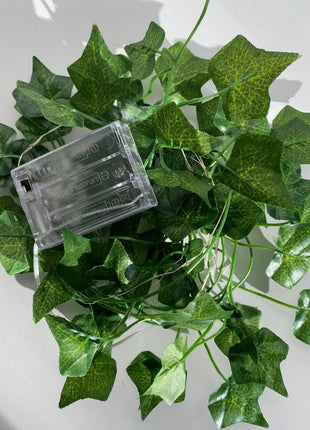 2M künstliche Efeugirlande mit 76 Blättern und 20 Mini-LEDs, Batteriebetrieben, für Außen