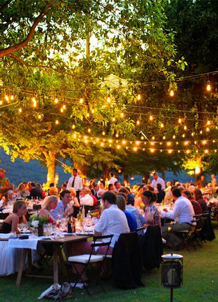 Lichterkette 10M mit 20 Pendel Filament Glühbirnen, E27, 25W, Glas, Dimmbar, Schwarzes Kabel, Verbindbar 20M, für Außen