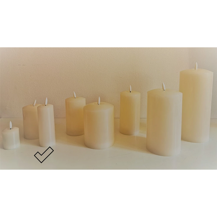 LED Kerze 5 x 15 cm Realistische Flamme mit Timerfunktion und Fernbedienung, Batteriebetrieben