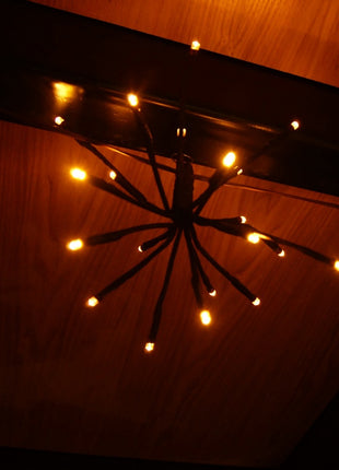 Lichtervorhang 2M mit 100 Mini-LEDs Feuerwerk, Schwarzes Kabel, Warm Licht, für Außen