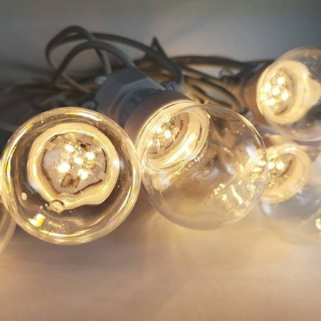 Lichterkette 10M mit 20 Klar LED-Lampen, Weißes Kabel, Natürliche Licht, Verbindbar 30M, für Außen