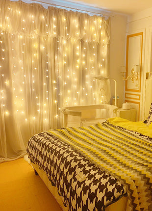 Silberdraht Lichtervorhang 3M × 3M, 300 LEDs, mit USB und Fernbedienung, 8 Programmen, Warm Licht, für Außen