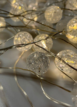 Silberdraht Lichtervorhang 2,2M × 1,9M, 120 Kugeln-LEDs, Kalt Licht, Verbindbar 4M, für Innen