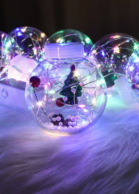 Lichtervorhang 3M mit 10 Große Kugeln mit Tannenbäumen darin, Silberkupfer Draht, Mehrfarbige Licht RGB, Verbindbar 15M, für Außen