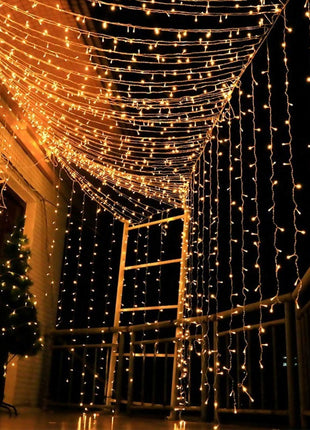 Lichtervorhang 3M × 3M mit 300 Premium-LEDs, Durchsichtig Kabel, Warm Licht, Verbindbar 15M, für Außen