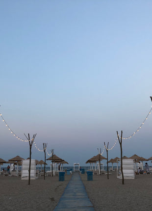 Lichterkette 5M mit 10 Speziellen Lampen-LEDs, Weißes Kabel, Warm Licht, Verbindbar 1000M, für Außen