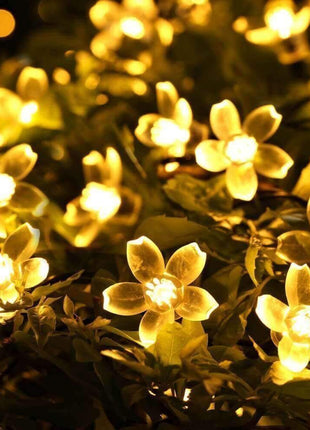 Solar Lichterkette 10M mit 100 Lotusblumen-LEDs, Dunkelgrün Kabel, Warm Licht, für Außen