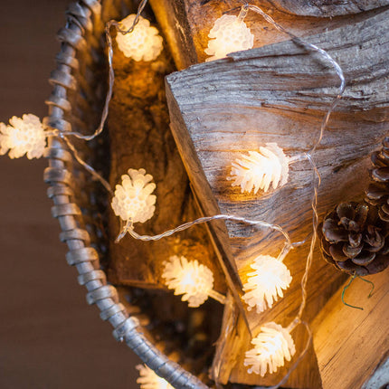 Dekorative Lichterkette 3,3M mit 20 Tannenzapfen mit LEDs, Warm Licht, Batteriebetrieben