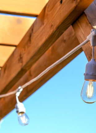 Lichterkette 15M mit 24 LED-Birnen, E27, 1W, Kunststoff, Dimmbar, Weißes Kabel mit Pendel, Verbindbar 650M, für Außen