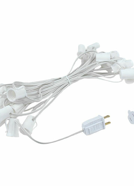 Kabel 7,5M mit 25 Fassung E12, Weißes Kabel, Verbindbar max. 700W, für Außen