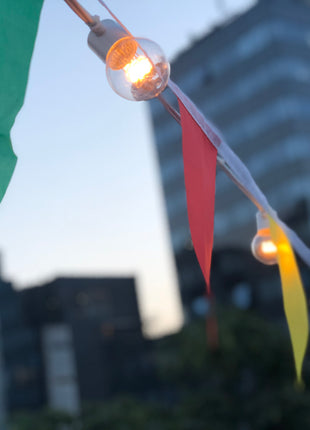 5M Wimpelkette mit 15 Stück mehrfarbige Stofffahnen, für Außen