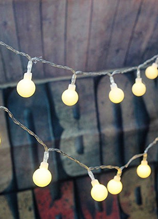 Lichterkette 4M mit 40 Kügelchen-LEDs, Durchsichtig Kabel, Warm Licht, Batteriebetrieb, für Außen
