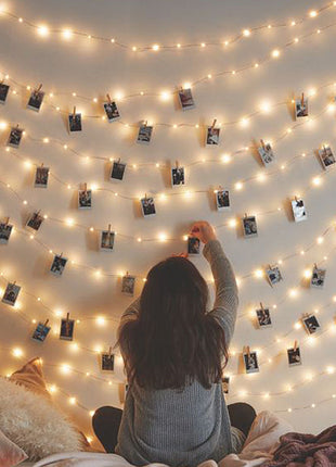 Kupferdraht Lichterkette 10M mit 100 Mini-LEDs, Foto-Clip mit 20 abnehmbaren Haken, Strombetrieben, Warm Licht