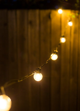 Lichterkette 5M mit 10 Speziellen Lampen-LEDs, Weißes Kabel, Warm Licht, Verbindbar 1000M, für Außen