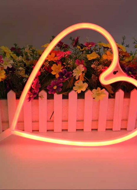 Dekorative Lampe Typ Herz Neon, Warm Licht, mit Batteriebetrieb