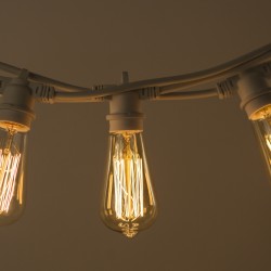 Lichterkette 5M mit 10 Große Filament Glühbirnen, E27, 25W, Dimmbar, Weißes Kabel, Warm Licht, Verbindbar 40M, für Außen
