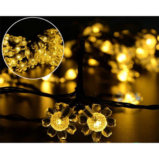 Solar Lichterkette 5M mit 50 Blumen-LEDs, Dunkelgrün Kabel, Warm Licht, für Außen