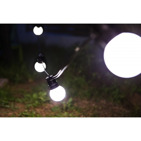 Lichterkette 10M mit 20 LED-Lampen, E27, 2.4W, Kunststoff, Schwarzes Kabel, Verbindbar 200M, für Außen